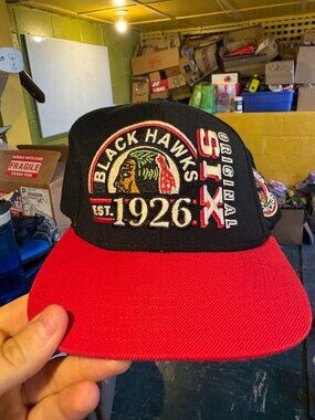 Chicago Blackhawks Hat Cap Snap Back Youth Black Red NHL Hockey Original Six CCM